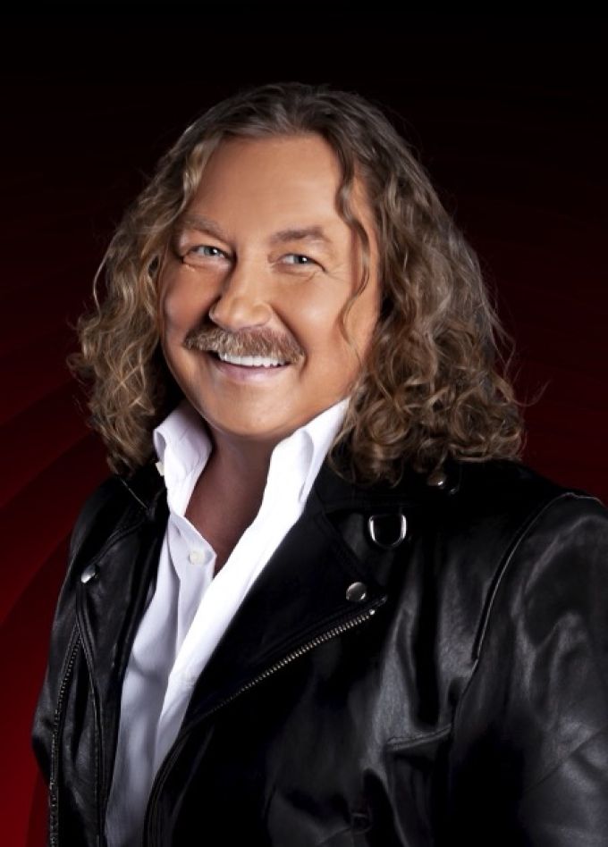 Игорь Николаев